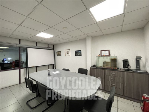 Imagen 18 de 22 de Oficina En Venta En Santiago