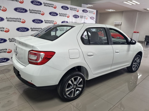 Renault Logan 1.6 Intens Mt