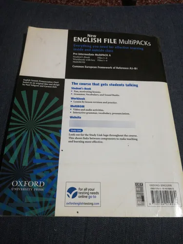 New English File -pre-intermediate Multipack A (Usado)