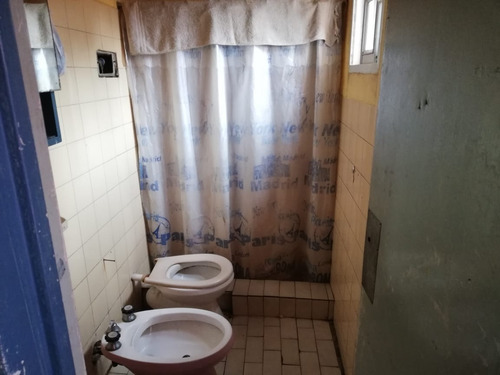Imagen 2 de 8 de Casa 3 Ambientes En Venta
