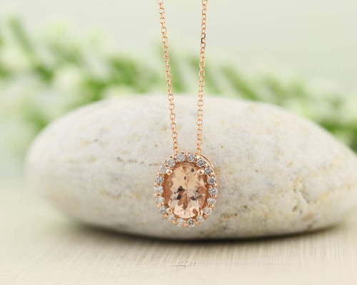 Colar Com Pingente Estilo Halo De Morganita Com Diamante Em