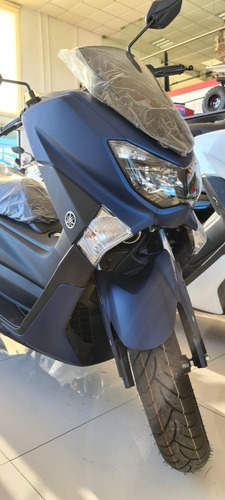 Imagen 4 de 17 de Scooter Yamaha Nm-x 155 Azul Certificación 2021 Patronelli