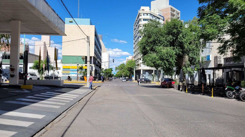Imagen 16 de 18 de Oficina Centro En Venta Neuquen