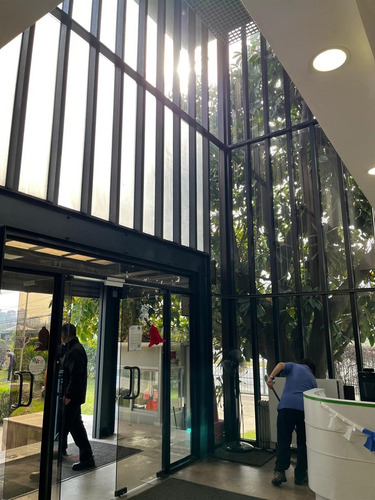 Edificio Corporativo Para Arriendo En Ñuñoa, 0,33 Uf/m²