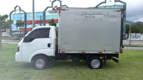 Kia Bongo Bau