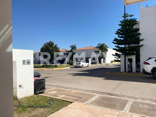 Imagen 30 de 30 de Casa En Renta - (2)