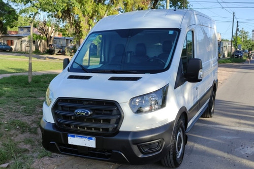 Ford Transit 2.2 Furgon Mediano 350m