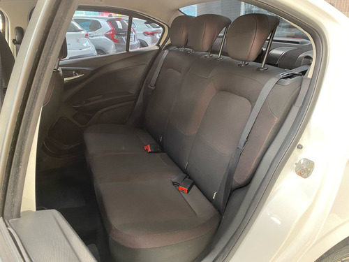 Fiat Cronos 1.8 Precision 16v Flex Aut. 4p marchas