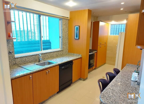 Imagen 10 de 10 de Mk Inmobiliaria Vende Penthouse En Sebucán De Tres Niveles Incluyendo Terraza / Manuel 04122064254