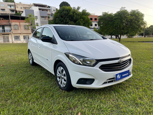 Chevrolet Onix Black edtion