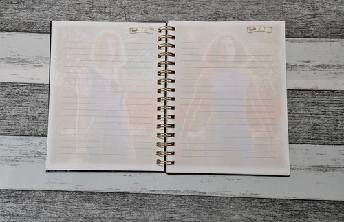Cuaderno Stranger Things Holográfico Con Esquelas Eleven