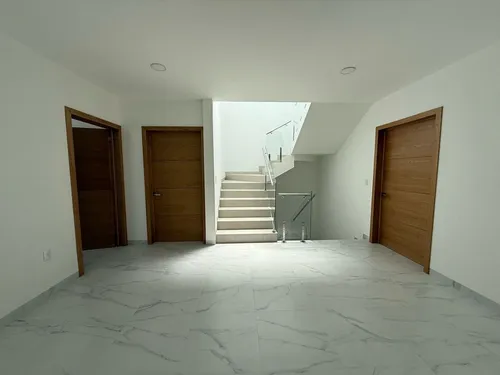 Residencia En Venta En Milenio Iii, Cotto Milenio, 4 Recámaras, Estudio, 5.5 Bañ