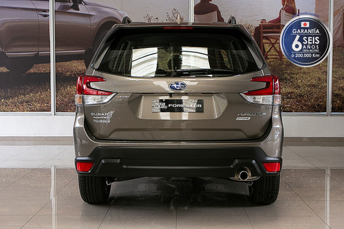 Subaru Forester 2.0i Dynamic 4x4