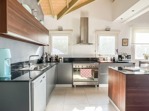 Imagen 10 de 30 de Casa A La Venta Al Río - Barrio San Isidro Labrador- Benavidez-tigre