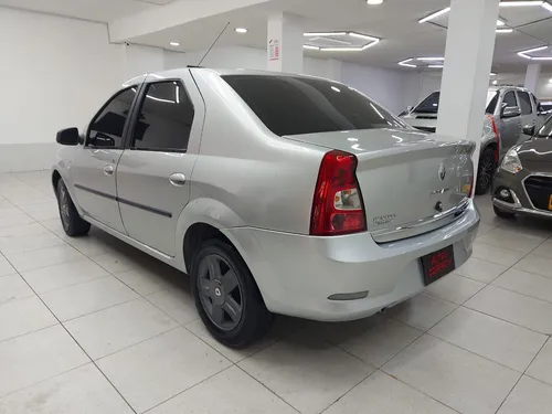 Renault Logan 1.6 Expression