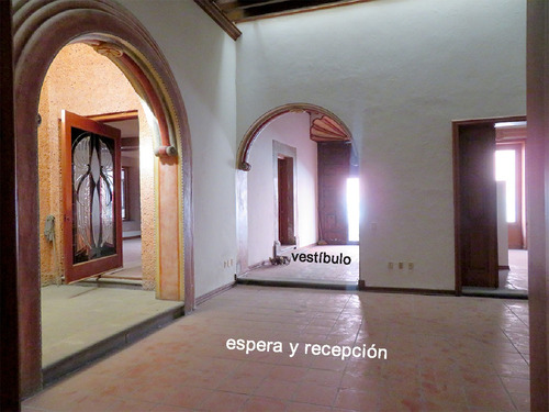 Casa Con Uso De Suelo Para Oficinas En Renta En Centro Historico Queretaro Gc