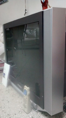 Imagen 3 de 7 de Hyundai. 29 Televisor A Color Super Plano. Modelo Hf-2910.