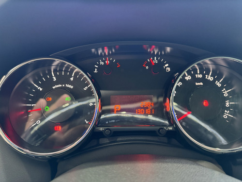 Peugeot 3008 1.6 GRIFFE THP 16V GASOLINA 4P AUTOMÁTICO