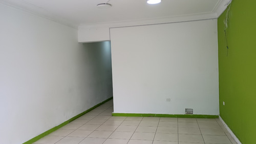 Alquilo Local Comercial O Para Oficina 70m2 Zona Centrica S/ 2,300.00
