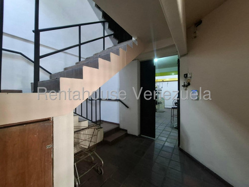 Edificio En Venta En Av Miranda Maracay Excelente Ubicacion 3 Niveles Deposito Areas Oficinas Ascensor De Carga Y Mas Alto Trafico Estef 25-12253