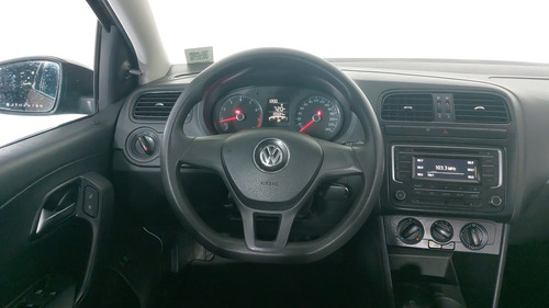 Volkswagen Vento 1.6 COMFORTLINE STD.