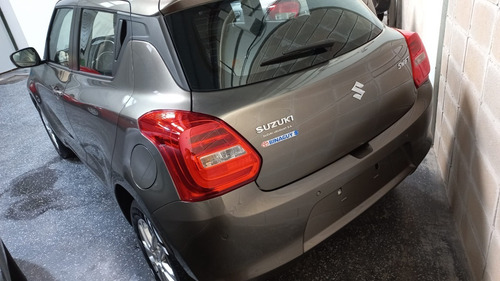 Imagen 12 de 19 de Suzuki Swift Gl Reserve Hoy! Permuto Financio 100%