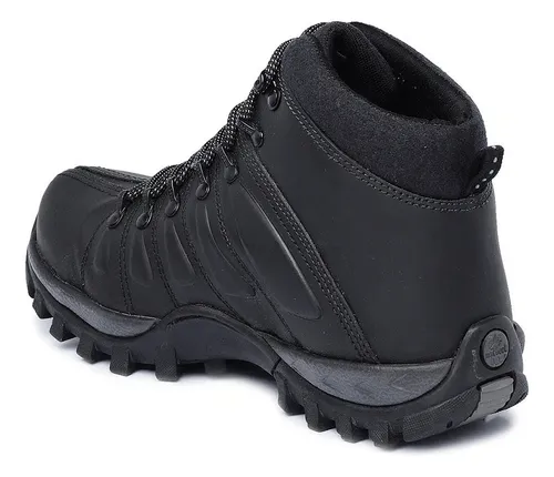 Macboot com ca 2025