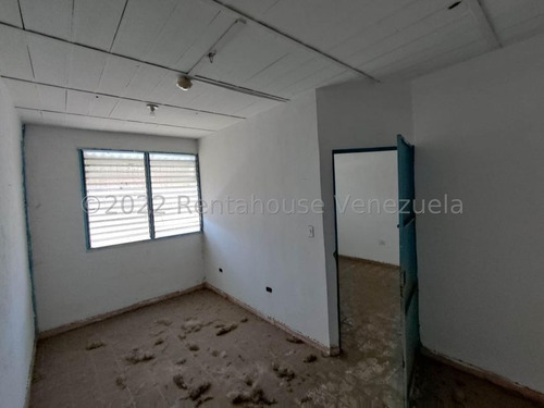 Imagen 3 de 16 de Galpon En Venta En Zona Industrial San Crispin Santa Cruz De Aragua 22-25537 Irrr
