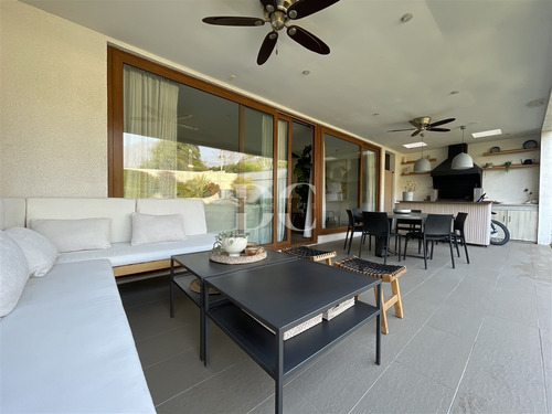 Casa En Chamisero A Pasos Alianza Francesa Chicureo Colina