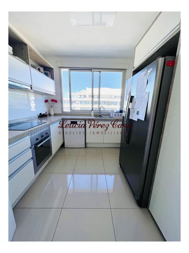 Imagen 6 de 24 de Venta Apartamento De 3 Dormitorios En Playa Mansa.