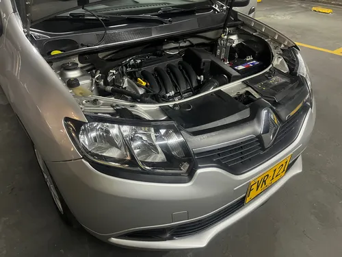 Renault Logan 1.6 Expression / Life + 16v automatico