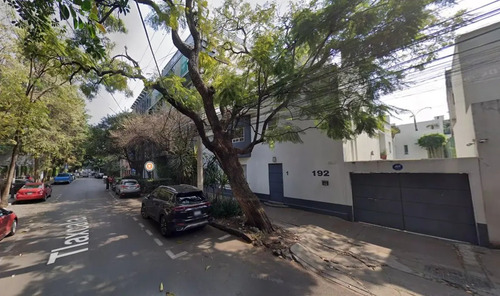Crece Tu Inversión Adquiriendo Ésta Casa De Remate En La Condesa
