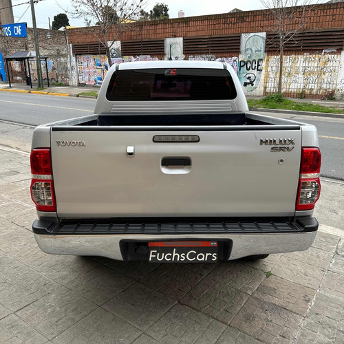 Toyota Hilux 3.0 Cd Srv Cuero 171cv 4x2