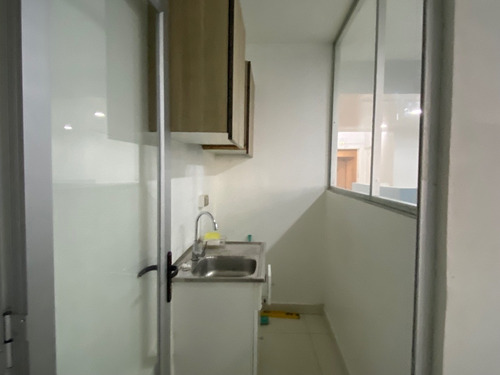 Imagen 12 de 14 de Oficina En Arriendo Santa Magdalena / Providencia