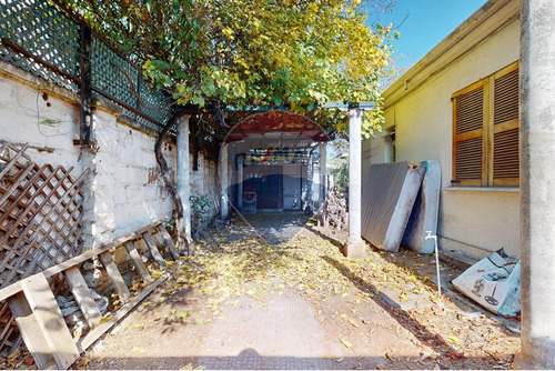 Casa 3d+3b Con Ampliación Regularizada 2d+2b