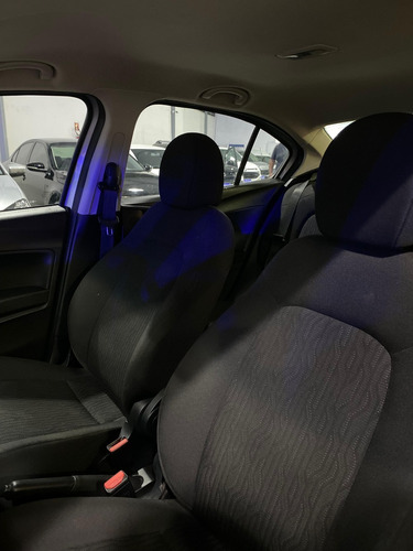 Fiat Cronos 1.3 Drive Flex 4p