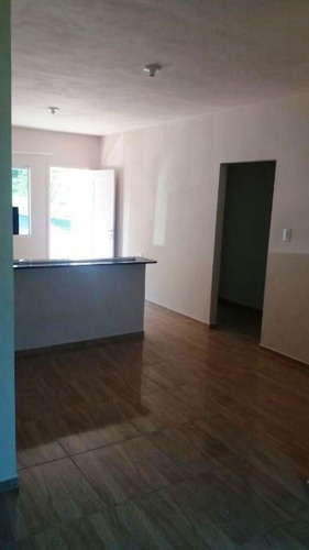Casa No Bairro Guabiruba Sul, Contendo 3 Dormitórios E Demais Dependências. - 3576116v