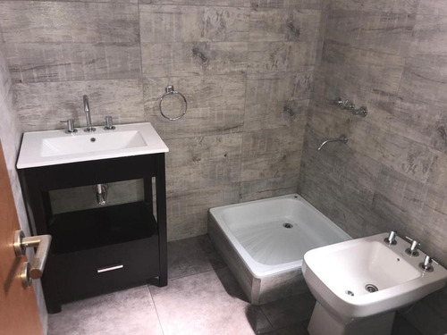 Imagen 9 de 30 de Venta De Departamento 2 Ambientes A Estrenar En Moron