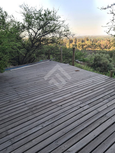 Parcela En Ladera Cerro Con Taller, Sala Juegos Y Quincho