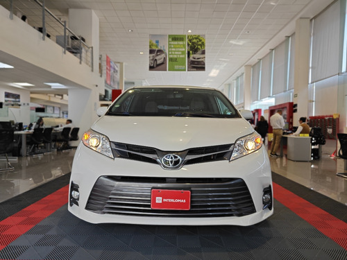 Toyota Sienna 3.5 Xle At