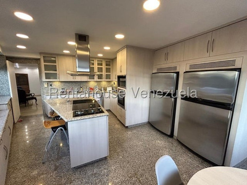 Agp Penthouse En Venta En Altamira, Remodelado, Vista Panorámica 25-22861 Ys