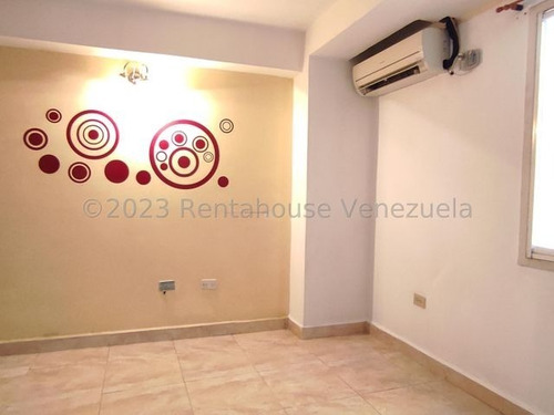Imagen 22 de 30 de Apartamento En Urbanización Los Roques Piso Bajo, Poco Negociable!! Totalmente Amoblado Wm Mls #23-17376