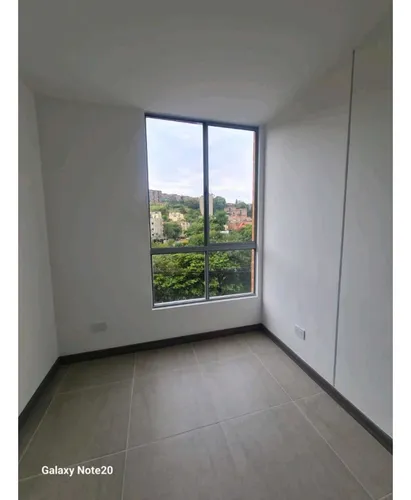 Apartamento En Venta En La Colina Itagüí
