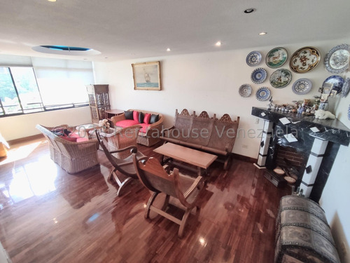 Apartamento En Venta - Colinas De Santa Monica - Mls #24-7465 Jg