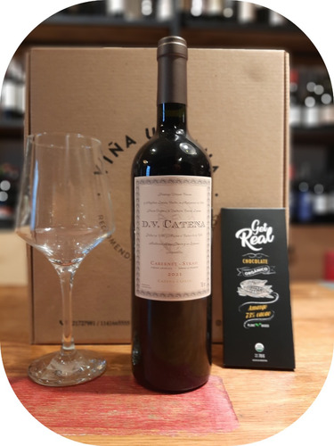 Dv Catena Cab. Syrah, Copa Y Chocolate 70% Box Regalo