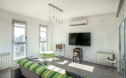 Penthouse Único En Haedo Con Terraza Y Cochera