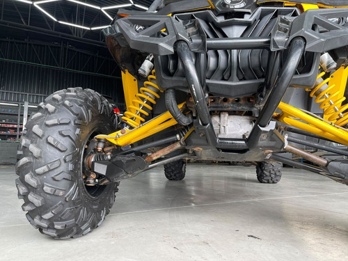 Can-am Maverick Max X Mr 1000r Can-am Maverick Max Xrs 1...