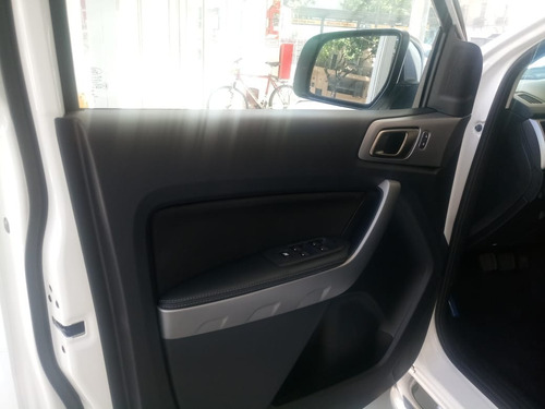 Imagen 8 de 9 de Ford Ranger Limited 3.2 Cd Automatica 2022