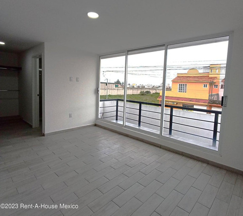 Departamento En Venta En La Magdalena San Mateo Atenco Gis 24-1458