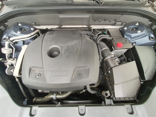 Volvo New Xc60 Momentum T5 2.0 4x4 Aut 5p 2020 Gmr262